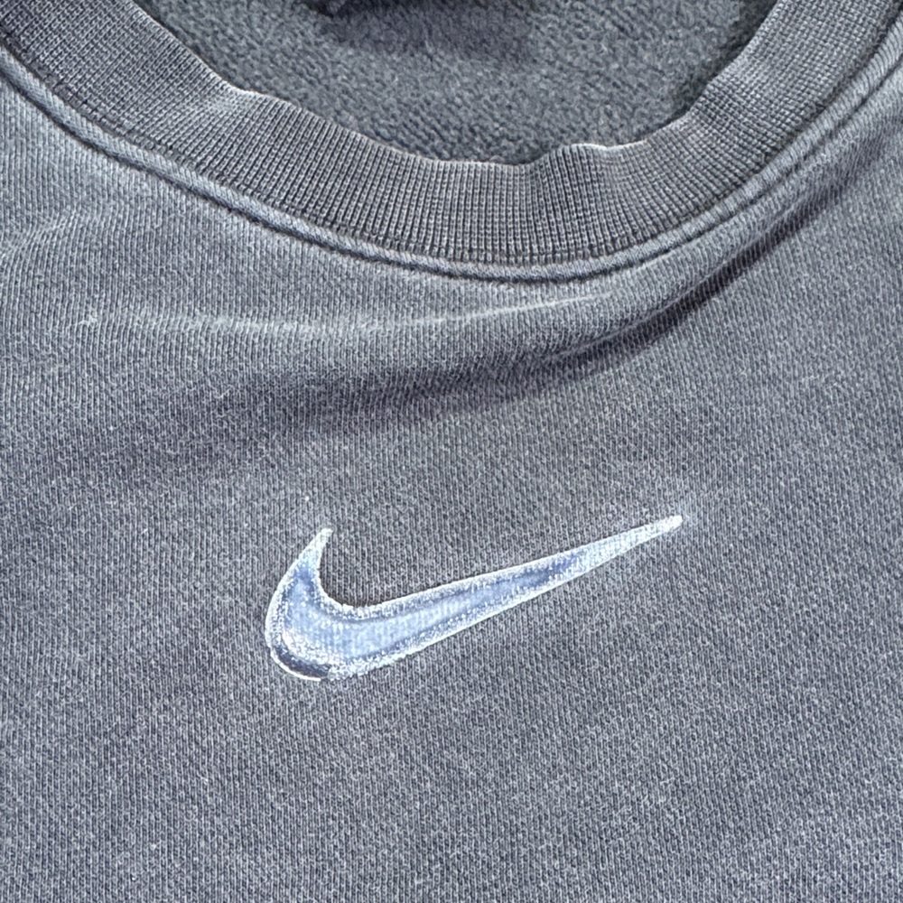 Nike Sportswear Center Swoosh Cropped Oversized Pullover Sweatshirt Women’s S - Picture 4 of 11